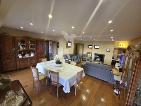 T3 canidelo agende a sua visita...