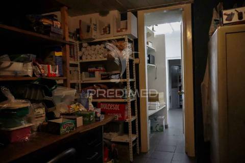 Trespasse – posto de combustível com múltiplas fontes de rendimento nas lajes do pico