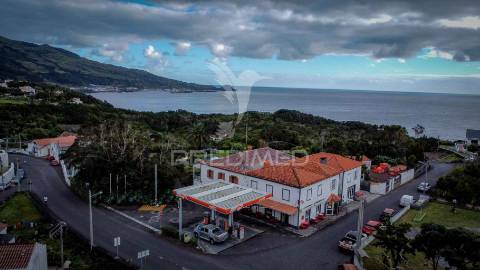 Trespasse – posto de combustível com múltiplas fontes de rendimento nas lajes do pico