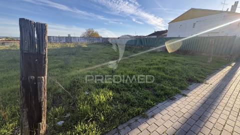 Terreno para construção à venda no tapadão