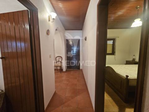 Oportunidade única – moradia no campo com terreno, poço e ruína independe