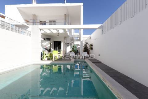 Moradia t3 com piscina, em évora