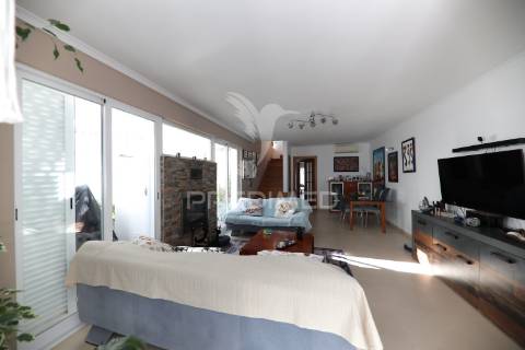 Moradia t3 com piscina, em évora