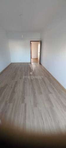 Vende se t2 setúbal / bonfim 280000€