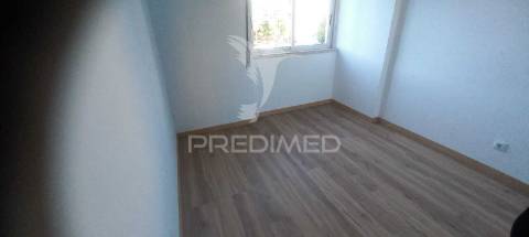 Vende se t2 setúbal / bonfim 280000€