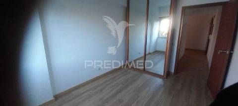 Vende se t2 setúbal / bonfim 280000€