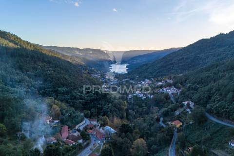 Apartamento t2 como novo no centro da vila do gerês, braga portugal