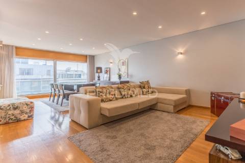 Apartamento t4 - centro da maia, junto ao metro