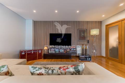 Apartamento t4 - centro da maia, junto ao metro