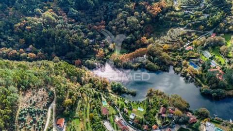Terreno com 13290 m2 no rio cávado, gerês
