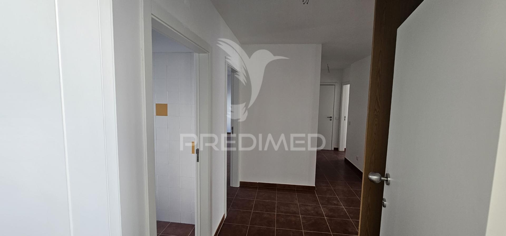 Apartamento t3 arrendamento - vistas do sul