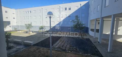 Apartamento t3 arrendamento - vistas do sul