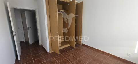 Apartamento t3 arrendamento - vistas do sul