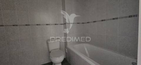 Apartamento t3 arrendamento - vistas do sul