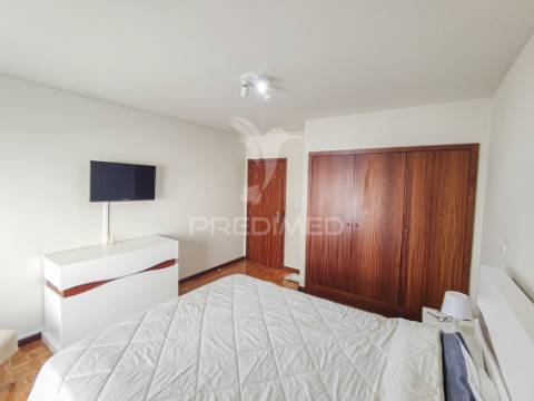 “oportunidade: t2 em excelente estado e localização premium”