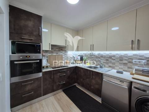 Moradia t4 remodelada, porto covo.