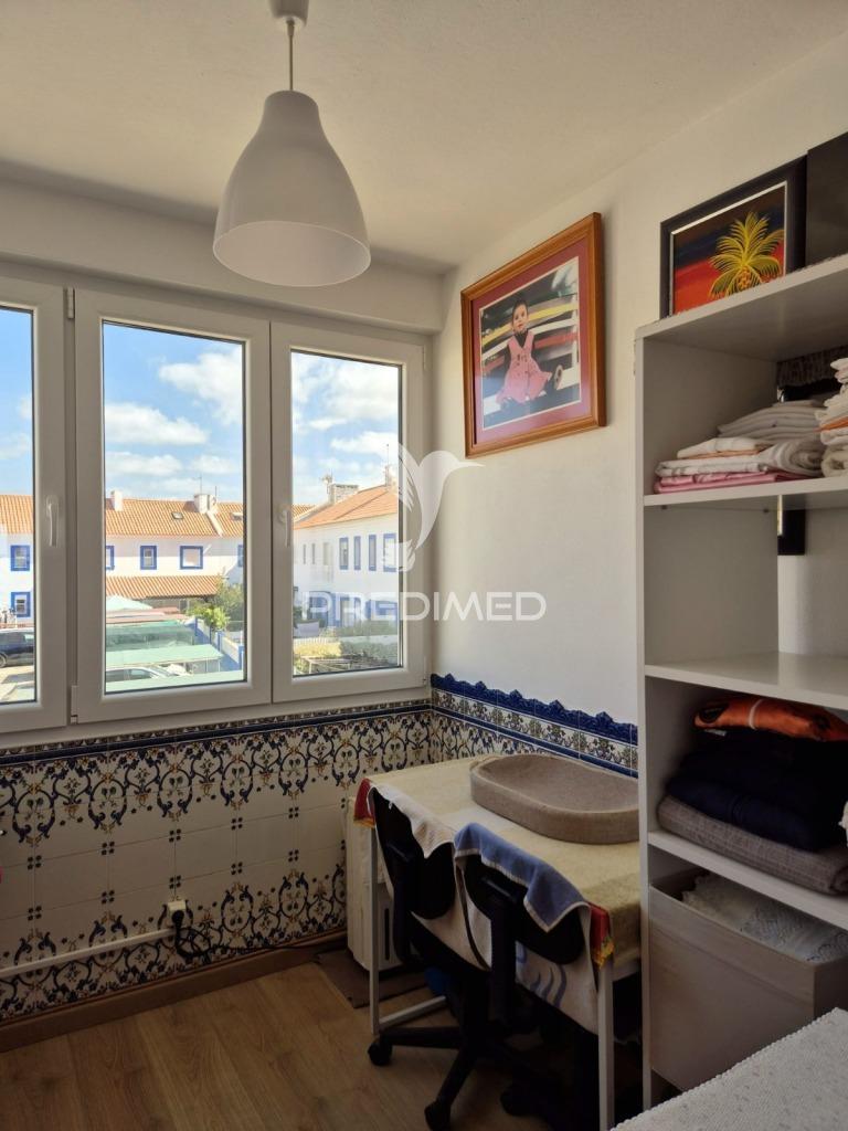 Moradia t4 remodelada, porto covo.