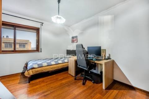 Moradia t5 em rio tinto - gondomar