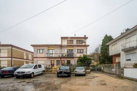 Moradia t5 em rio tinto - gondomar