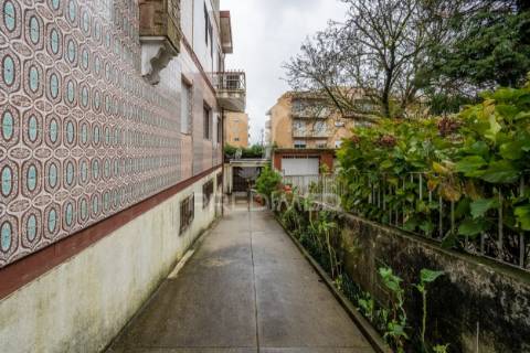 Moradia t5 em rio tinto - gondomar