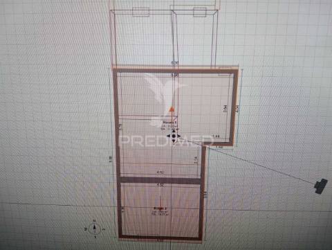 Moradia t3 para recuperar, centro histórico de santiago do cacém.
