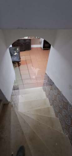 Moradia geminada t4 em chão das maias – serra, tomar