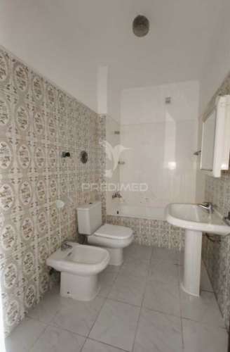 Apartamento t2 | excelente localização e versatilidade | agualva - cacém