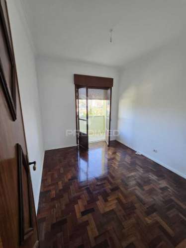 Apartamento t2 | excelente localização e versatilidade | agualva - cacém