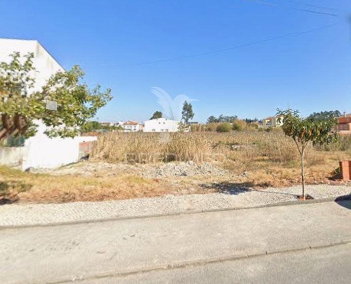 Terreno para construção de moradia