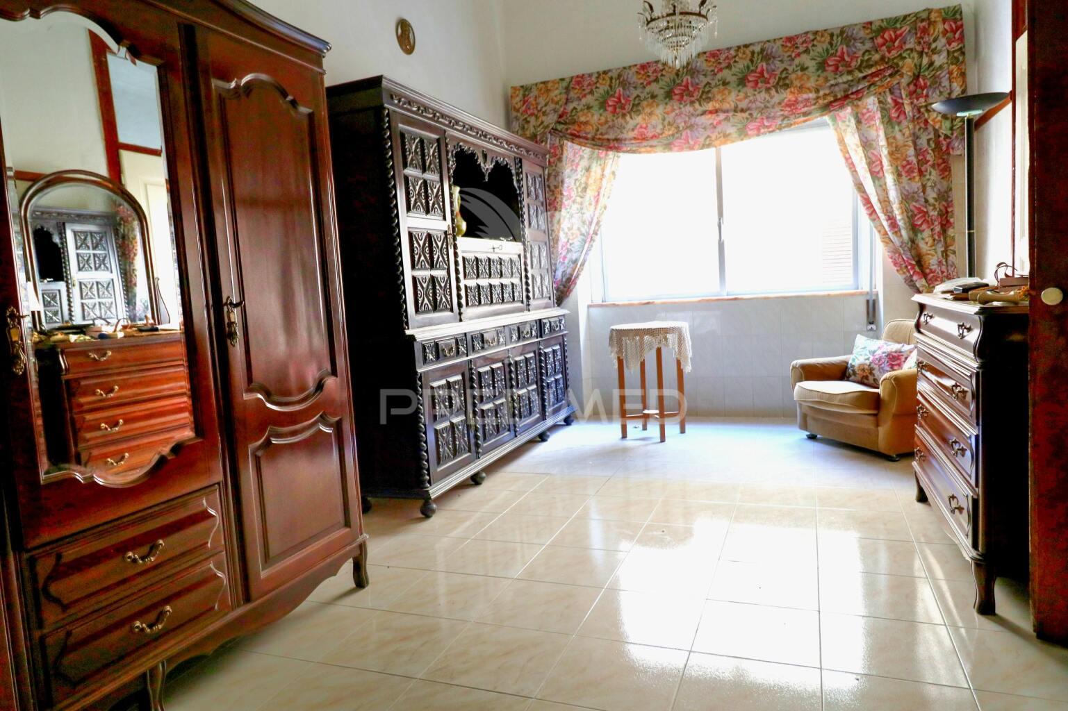 Moradia t3 na baixa da cidade de olhão