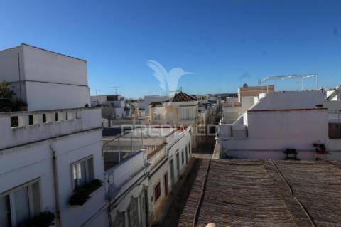 Moradia t3 na baixa da cidade de olhão