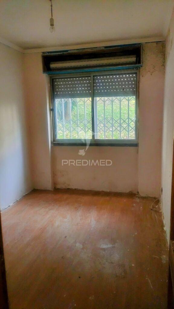 Em remodelação, apartamento t2, benfica, lisboa.