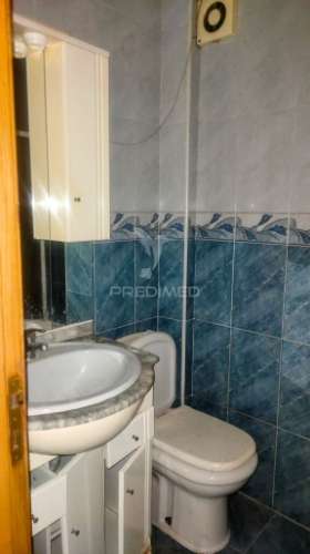 Em remodelação, apartamento t2, benfica, lisboa.