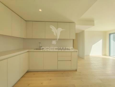 Apartamento t3 novo em parque das nações