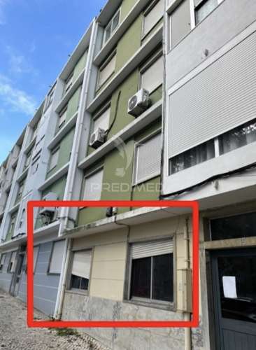 Oportunidade única! t2 luminoso e central em benfica