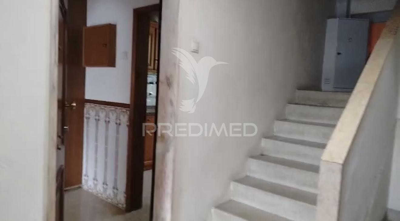 Oportunidade única! t2 luminoso e central em benfica