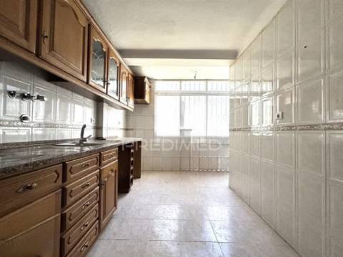 Oportunidade única! t2 luminoso e central em benfica