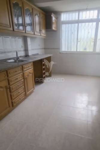 Oportunidade única! t2 luminoso e central em benfica