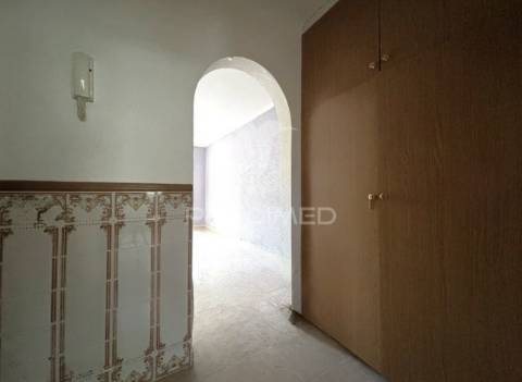 Oportunidade única! t2 luminoso e central em benfica