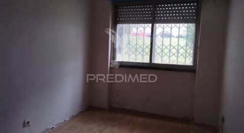 Oportunidade única! t2 luminoso e central em benfica