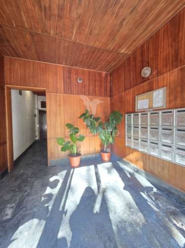 Apartamento t2+1 situado em santa clara, lisboa