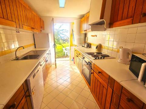 Excelente moradia t2 em condominio privado - salgados