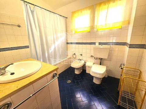 Excelente moradia t2 em condominio privado - salgados