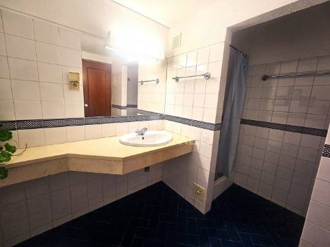 Excelente moradia t2 em condominio privado - salgados