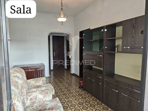 Moradia t3 para remodelar guia albufeira