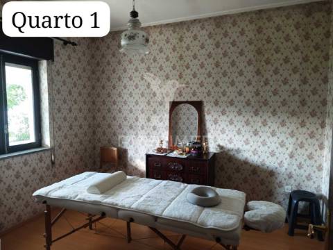 Moradia t3 para remodelar guia albufeira