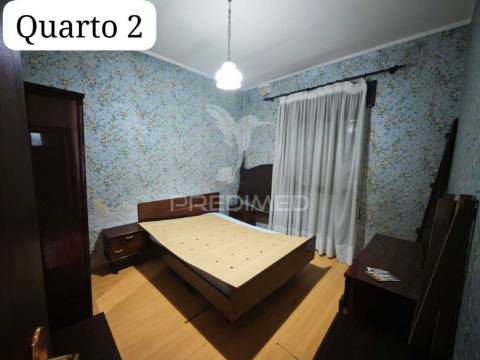 Moradia t3 para remodelar guia albufeira