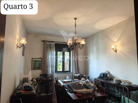 Moradia t3 para remodelar guia albufeira