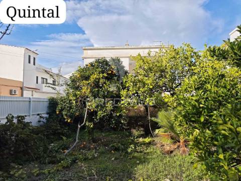 Moradia t3 para remodelar guia albufeira