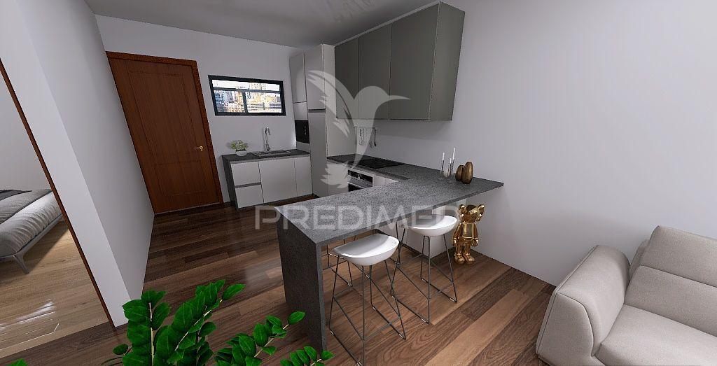 T2 remodelado no seixal com entrada direta da rua